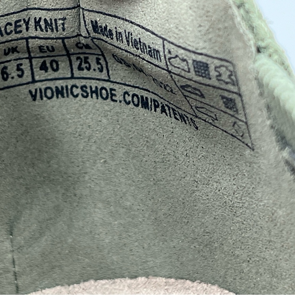 Vionic Army Green Wedge Size 9 - Picture 10 of 16